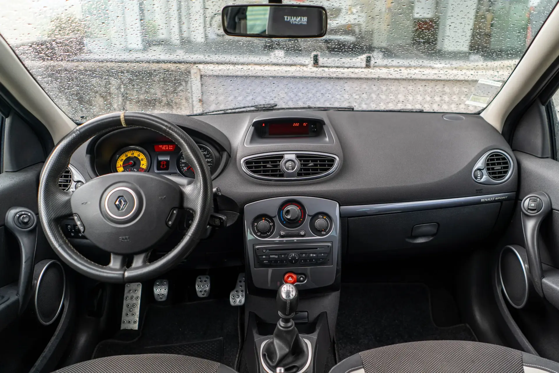 Renault Clio 2.0 16V RS 7