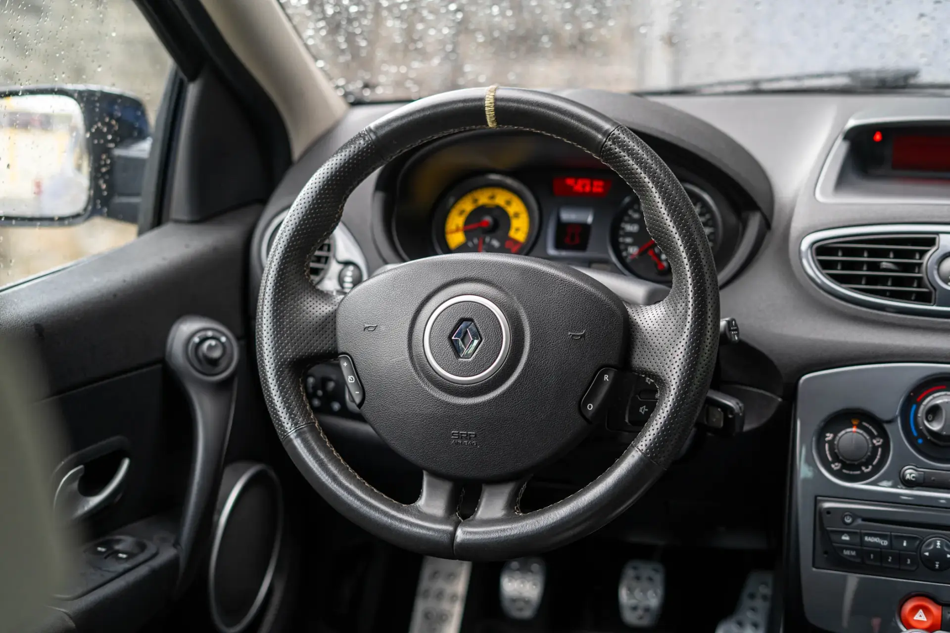 Renault Clio 2.0 16V RS 20