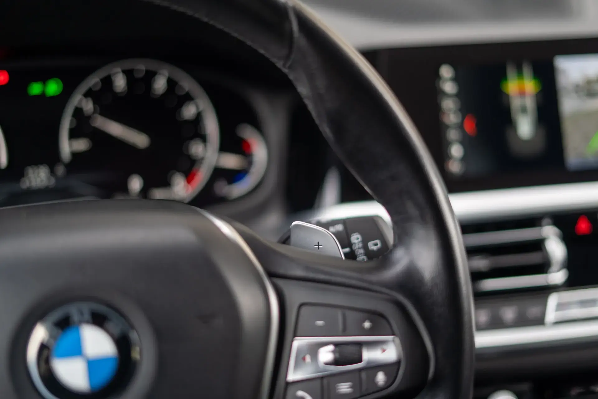 BMW 320 d Line Sport Shadow Auto 13