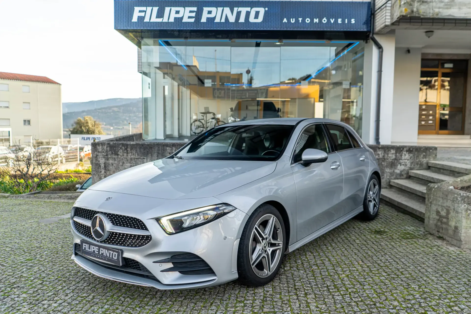Mercedes-Benz A 160 AMG Line 1