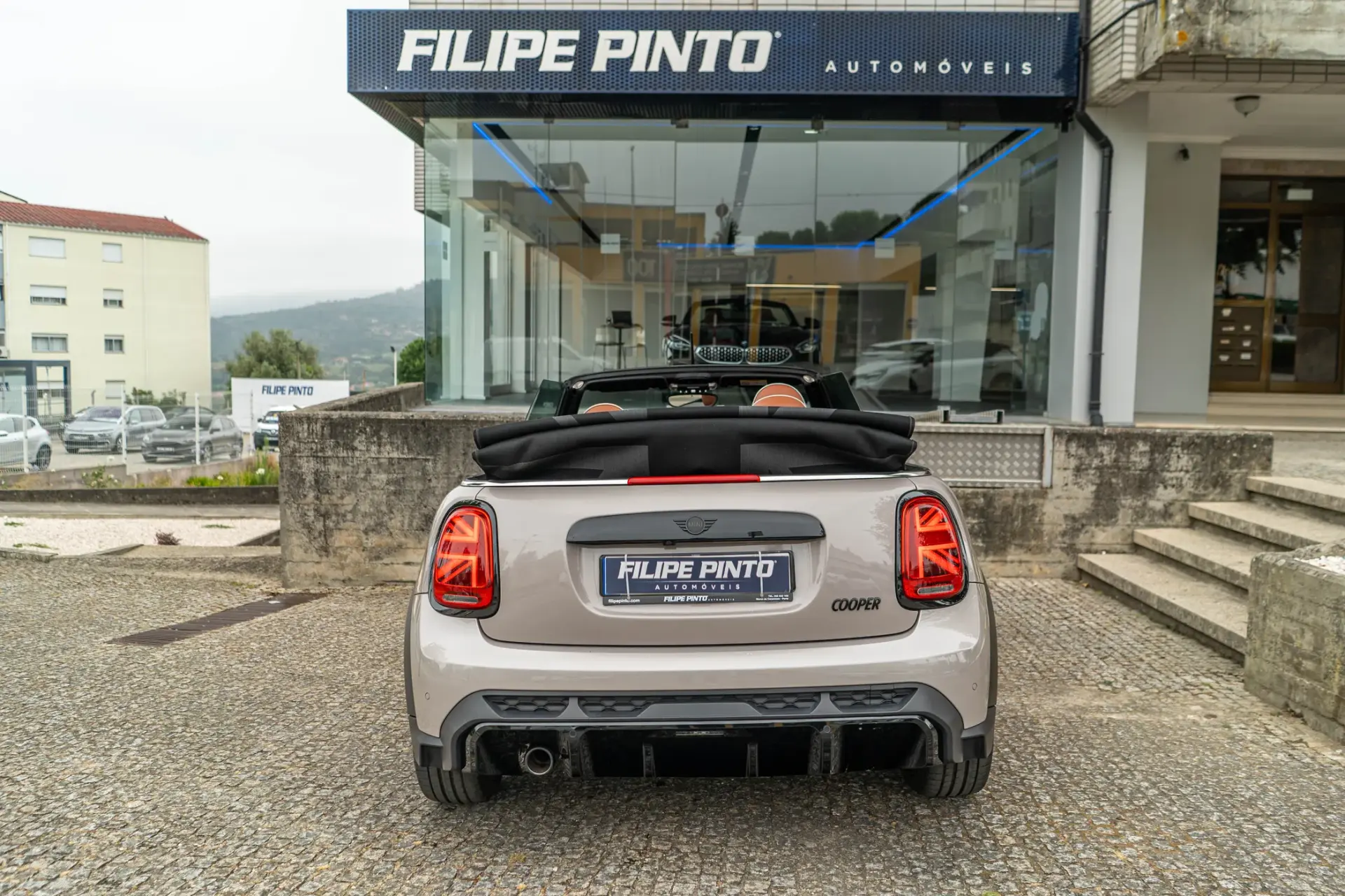 MINI Cabrio Cooper Premium Extra JCW Auto 7