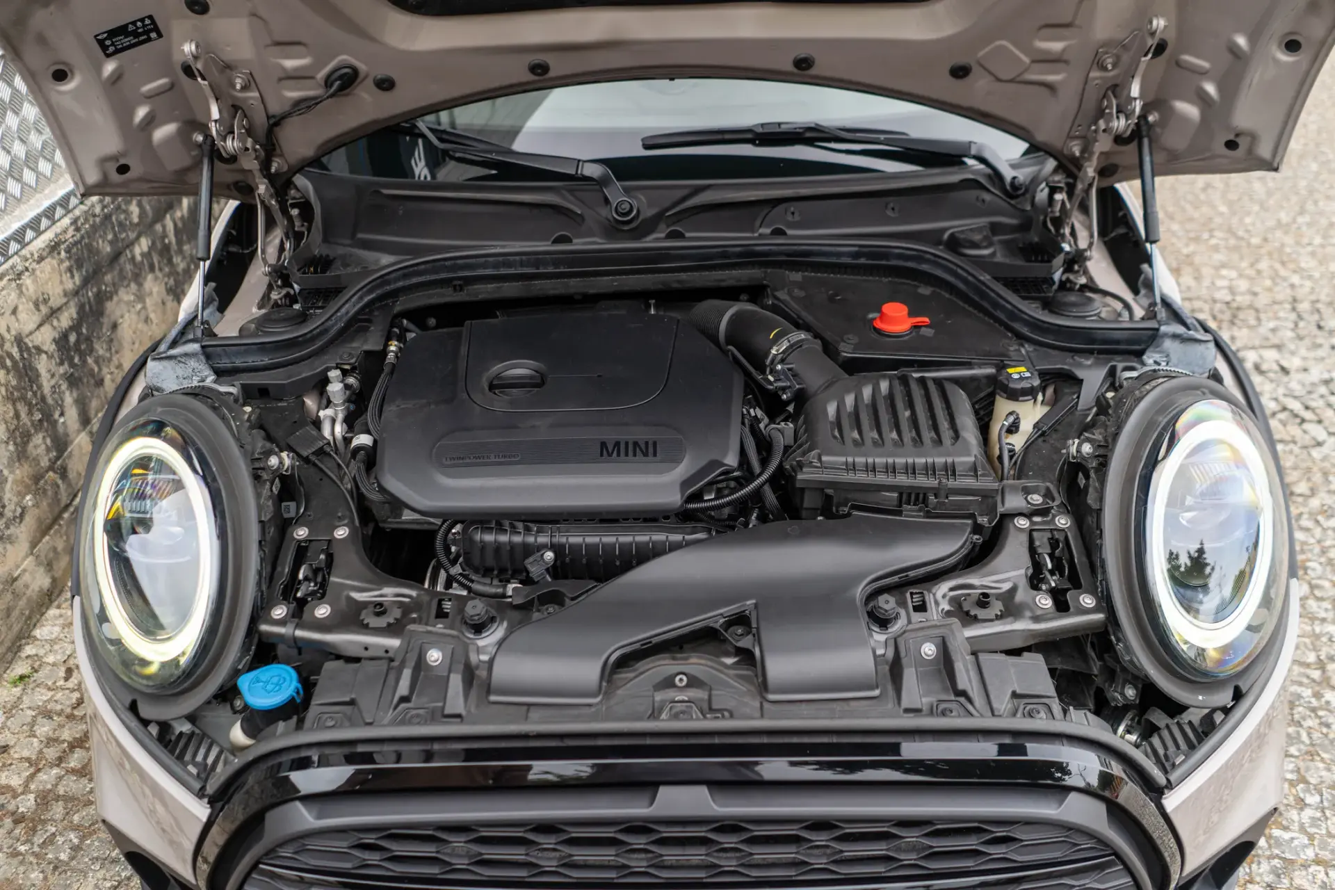 MINI Cabrio Cooper Premium Extra JCW Auto 80