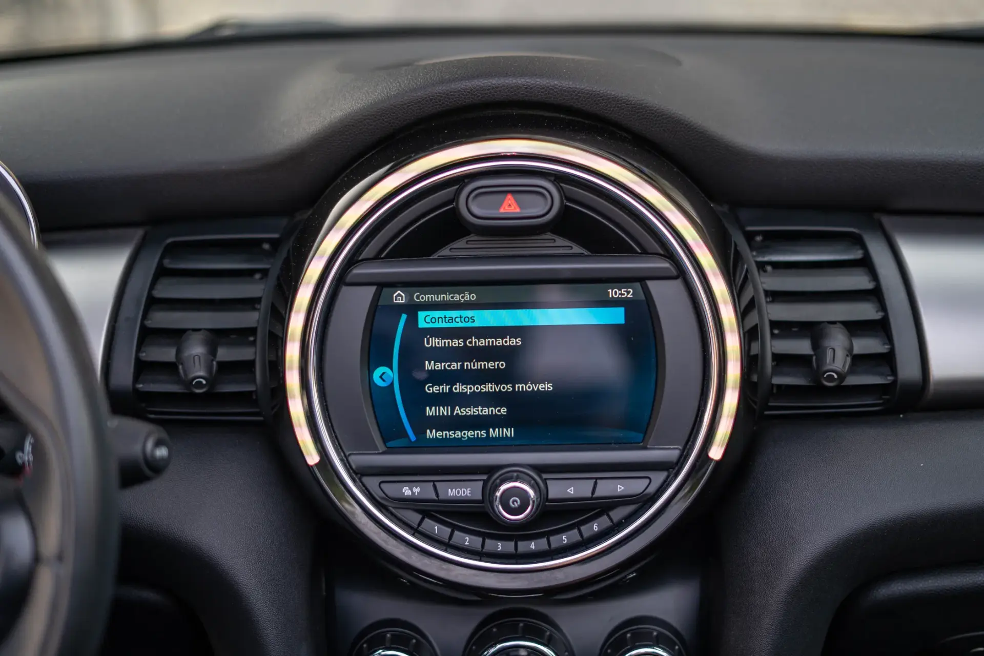 MINI Cabrio Cooper Premium Extra JCW Auto 19