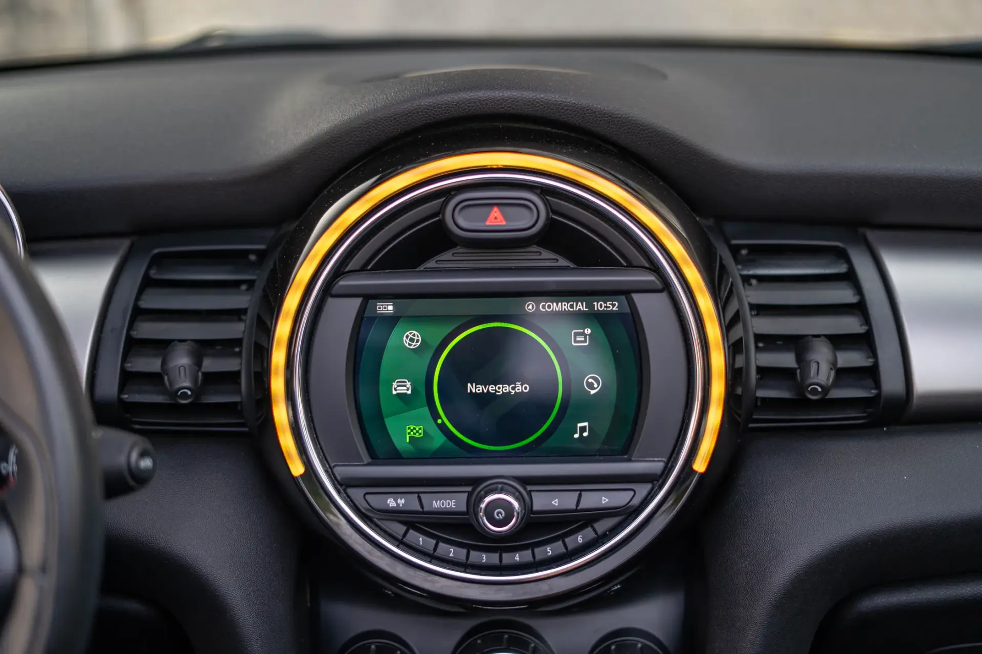 MINI Cabrio Cooper Premium Extra JCW Auto 20