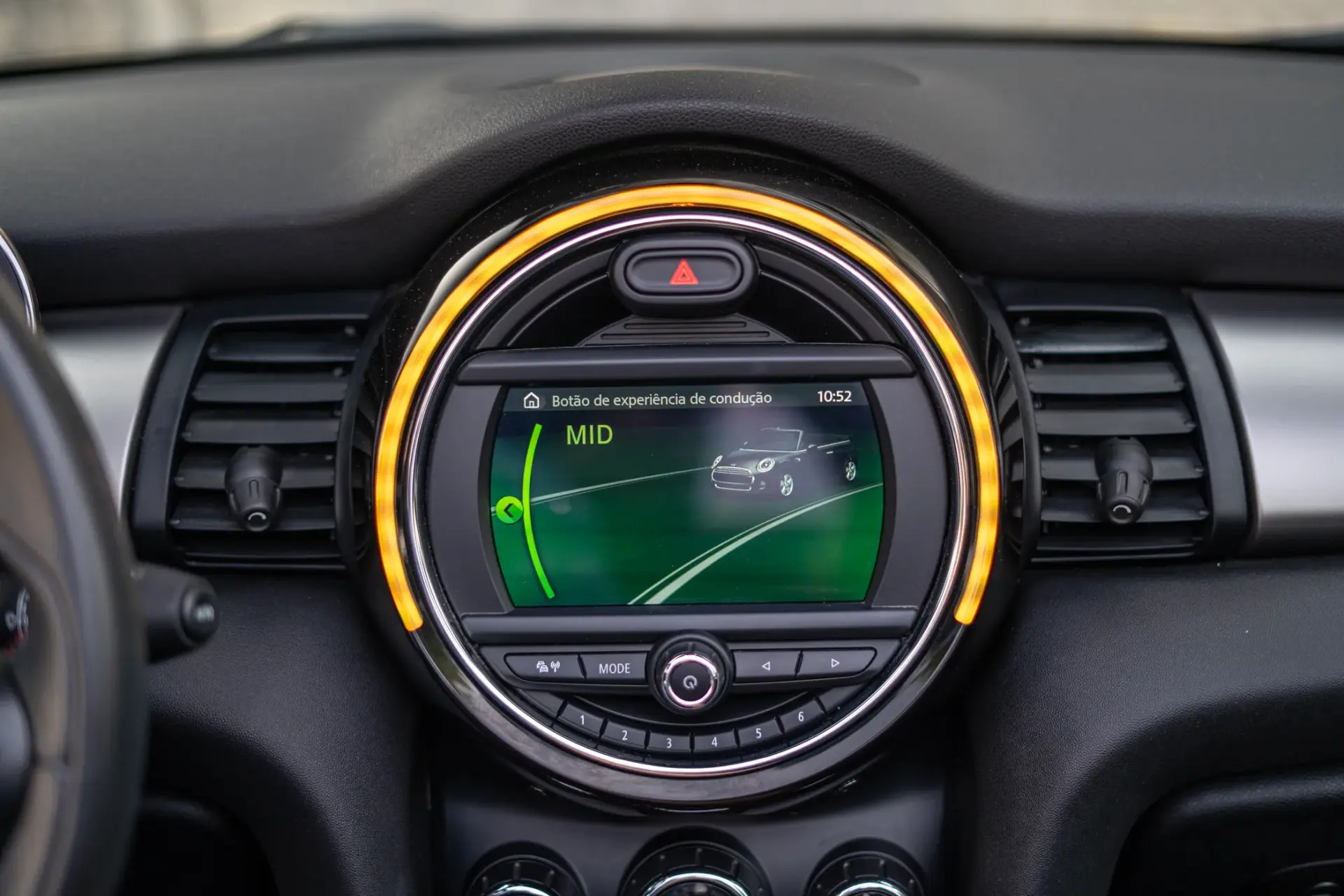MINI Cabrio Cooper Premium Extra JCW Auto 23