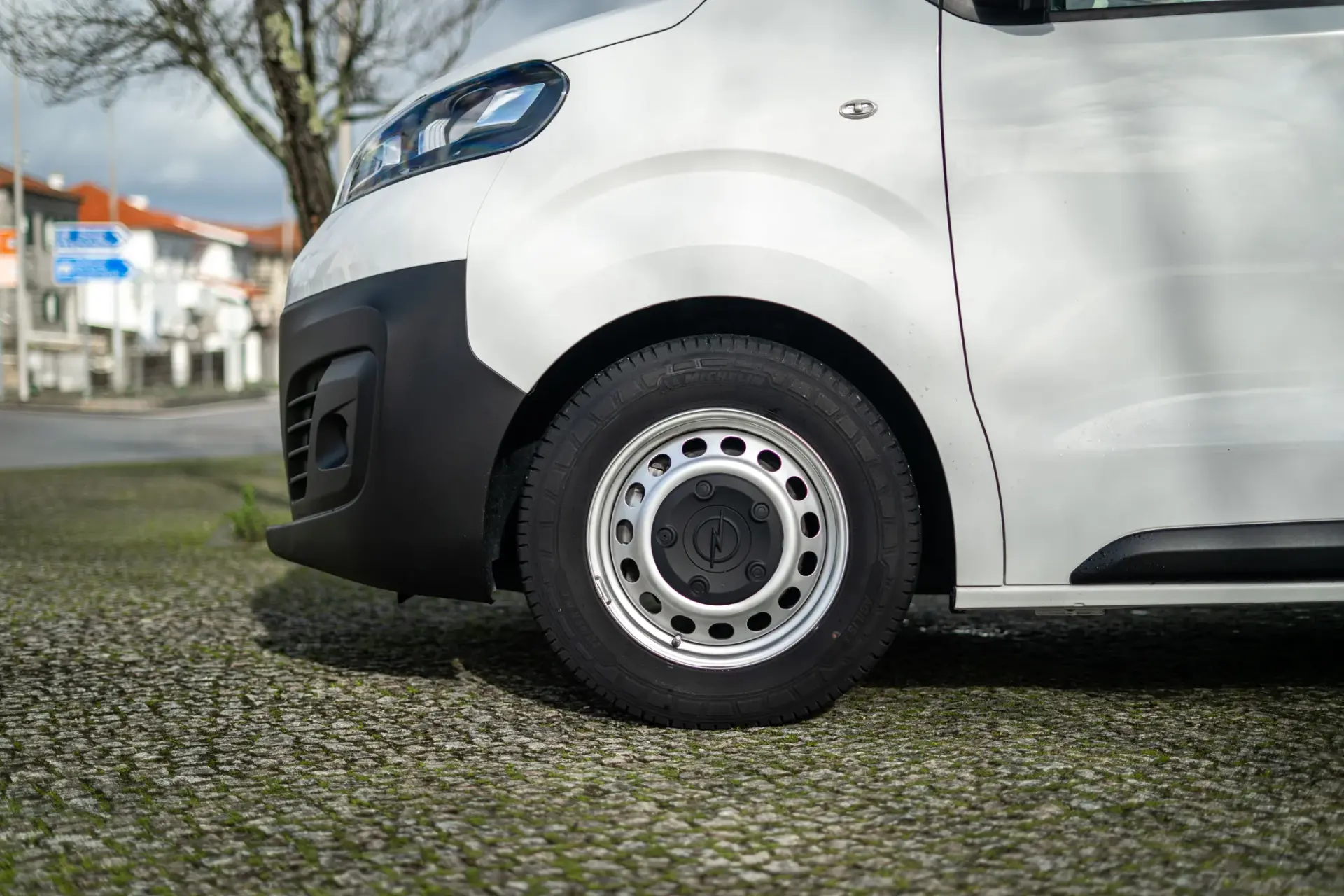Opel Vivaro 1.5 CDTi L3H1 Essentia 36