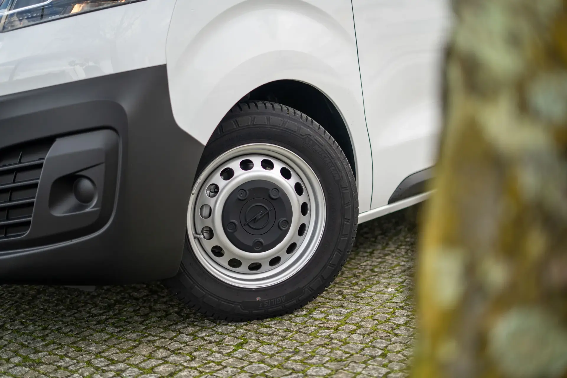 Opel Vivaro 1.5 CDTi L3H1 Essentia 41