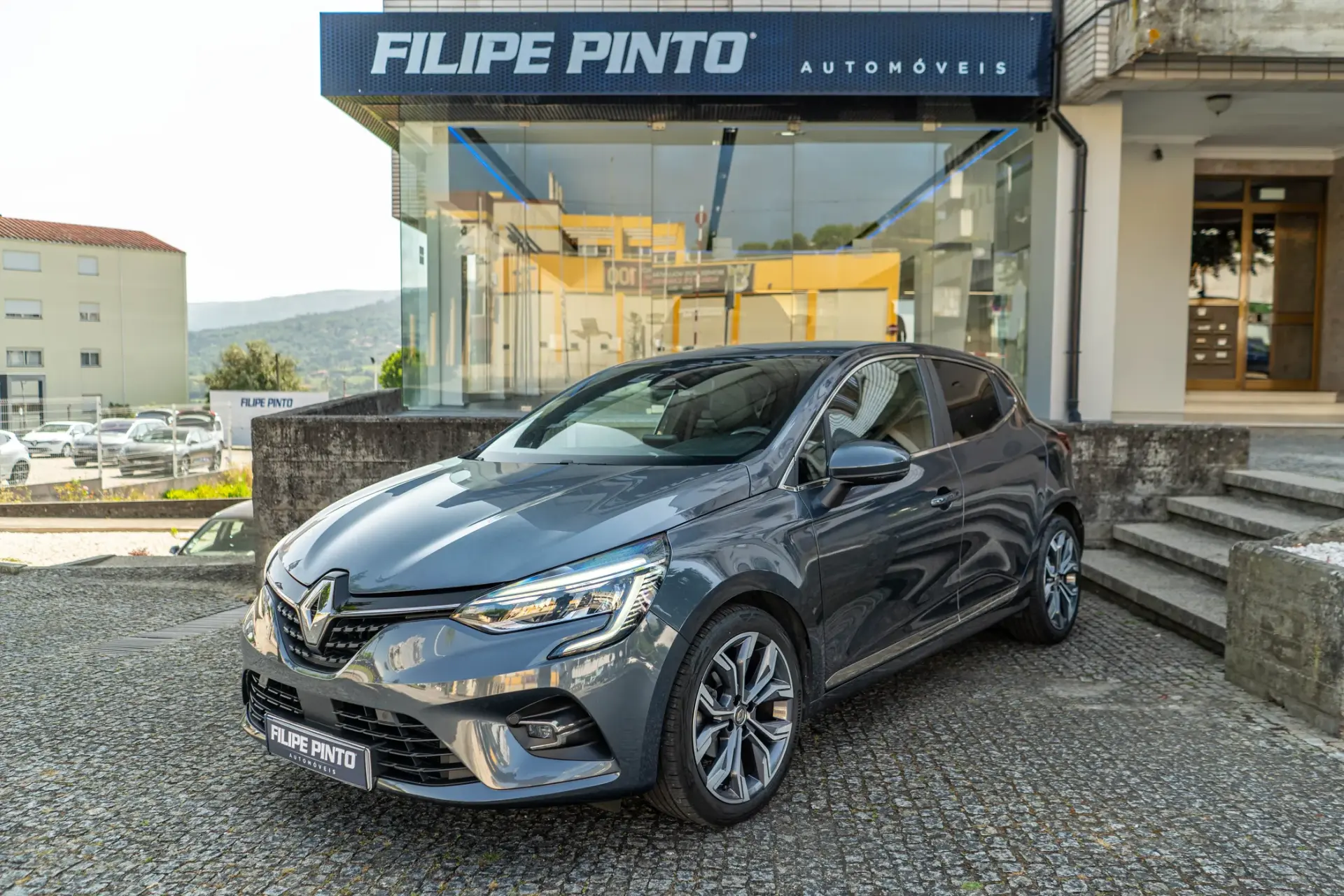 Renault Clio 1.0 TCe Exclusive 1