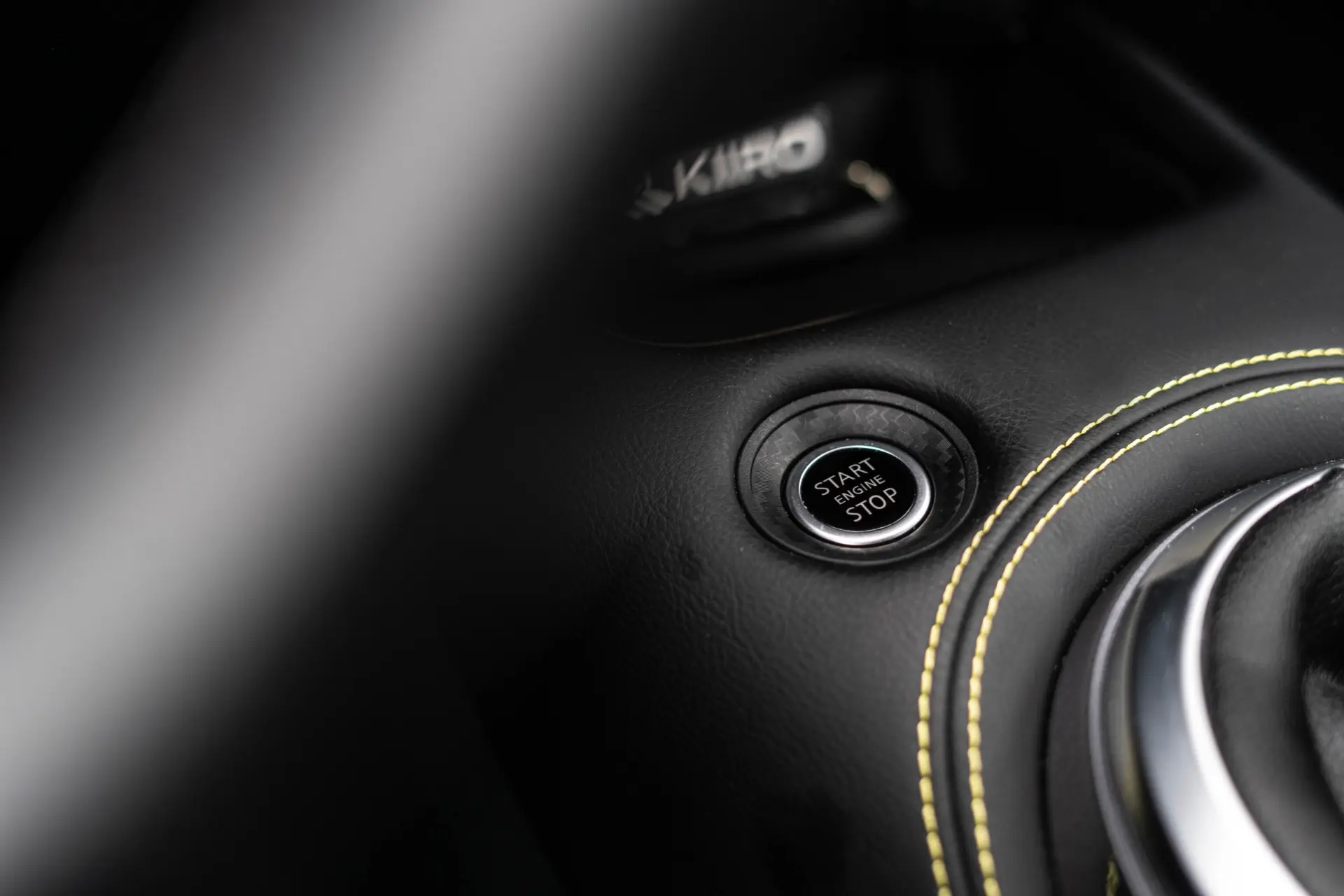 Nissan Juke 1.0 DIG-T Kiiro 31