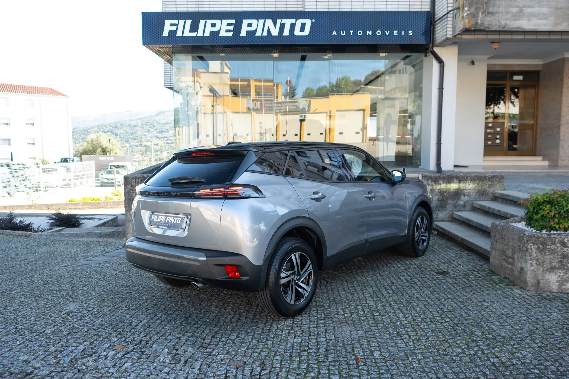 Peugeot 2008 1.5 BlueHDi Active Pack EAT8 4