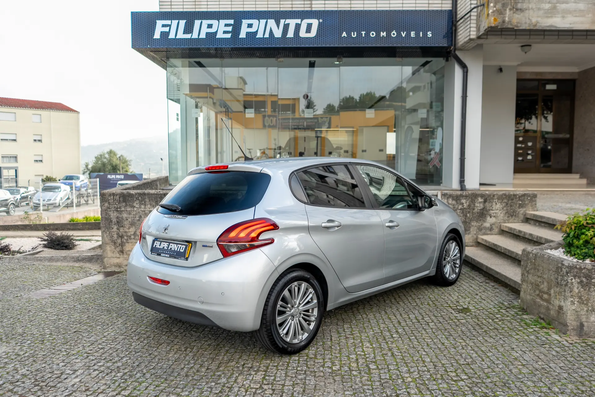 Peugeot 208 1.2 PureTech Style 4