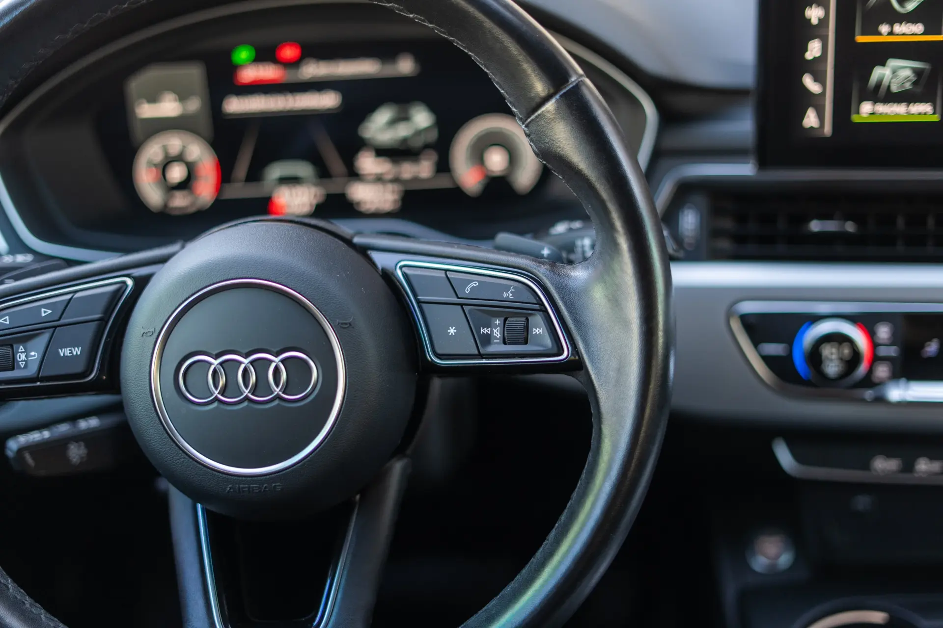 Audi A4 Avant 35 TDI S tronic S Line 10