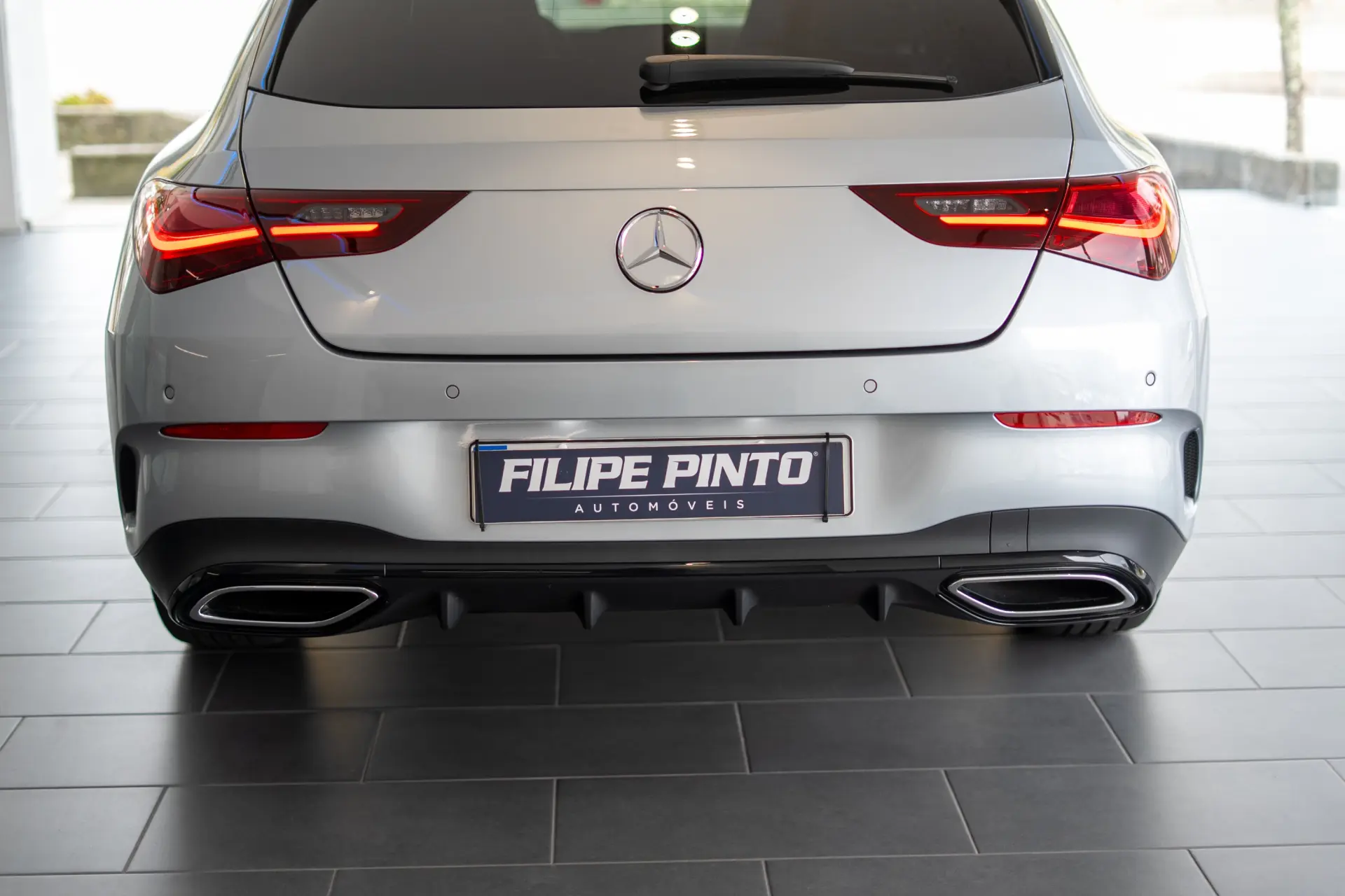 Mercedes-Benz CLA 250 e Shooting Brake AMG Line 105