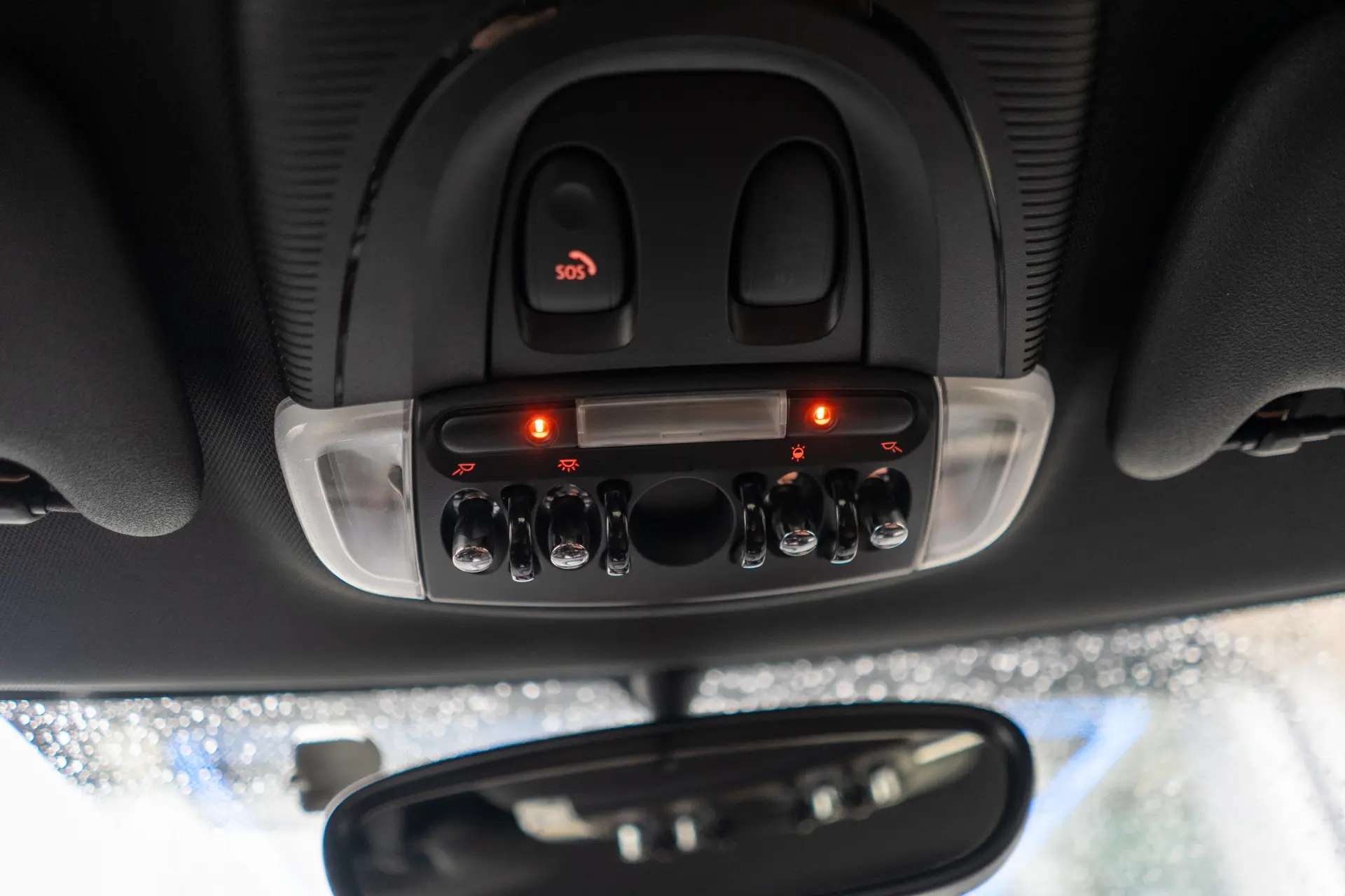 MINI 5 Portas Cooper D Auto 75