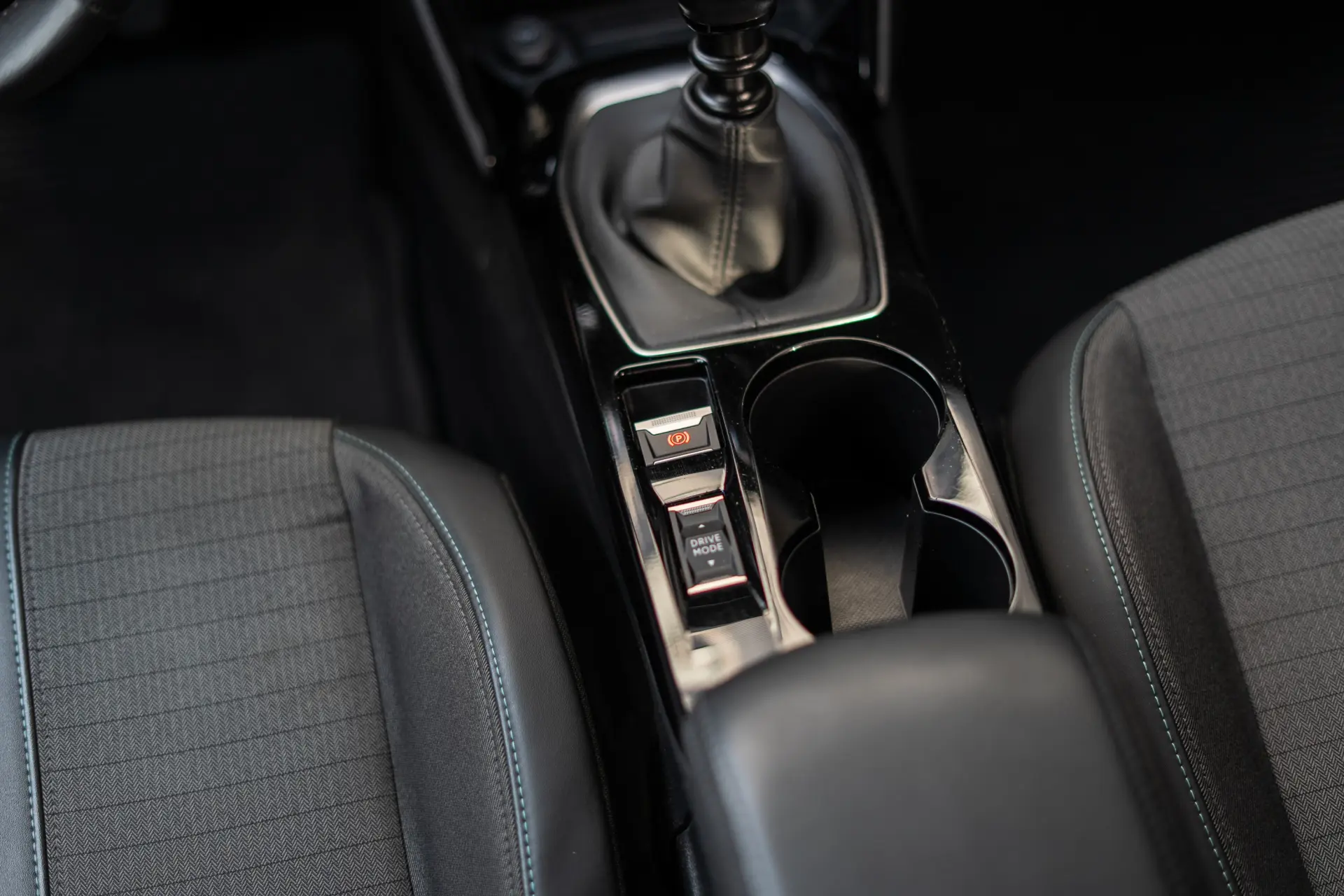 Peugeot 208 1.5 BlueHDi Allure Pack 28