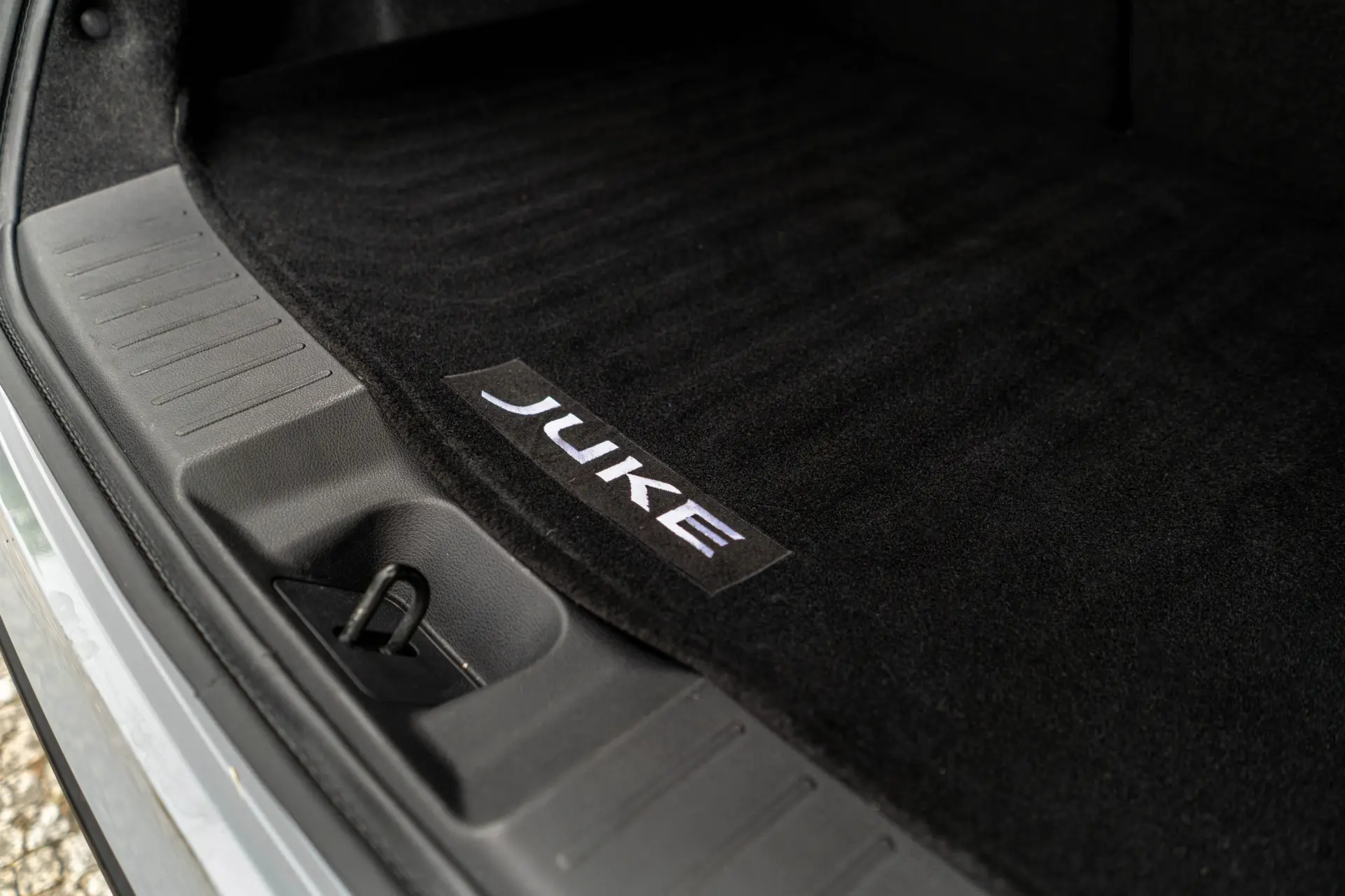 Nissan Juke 1.0 DIG-T Kiiro 43