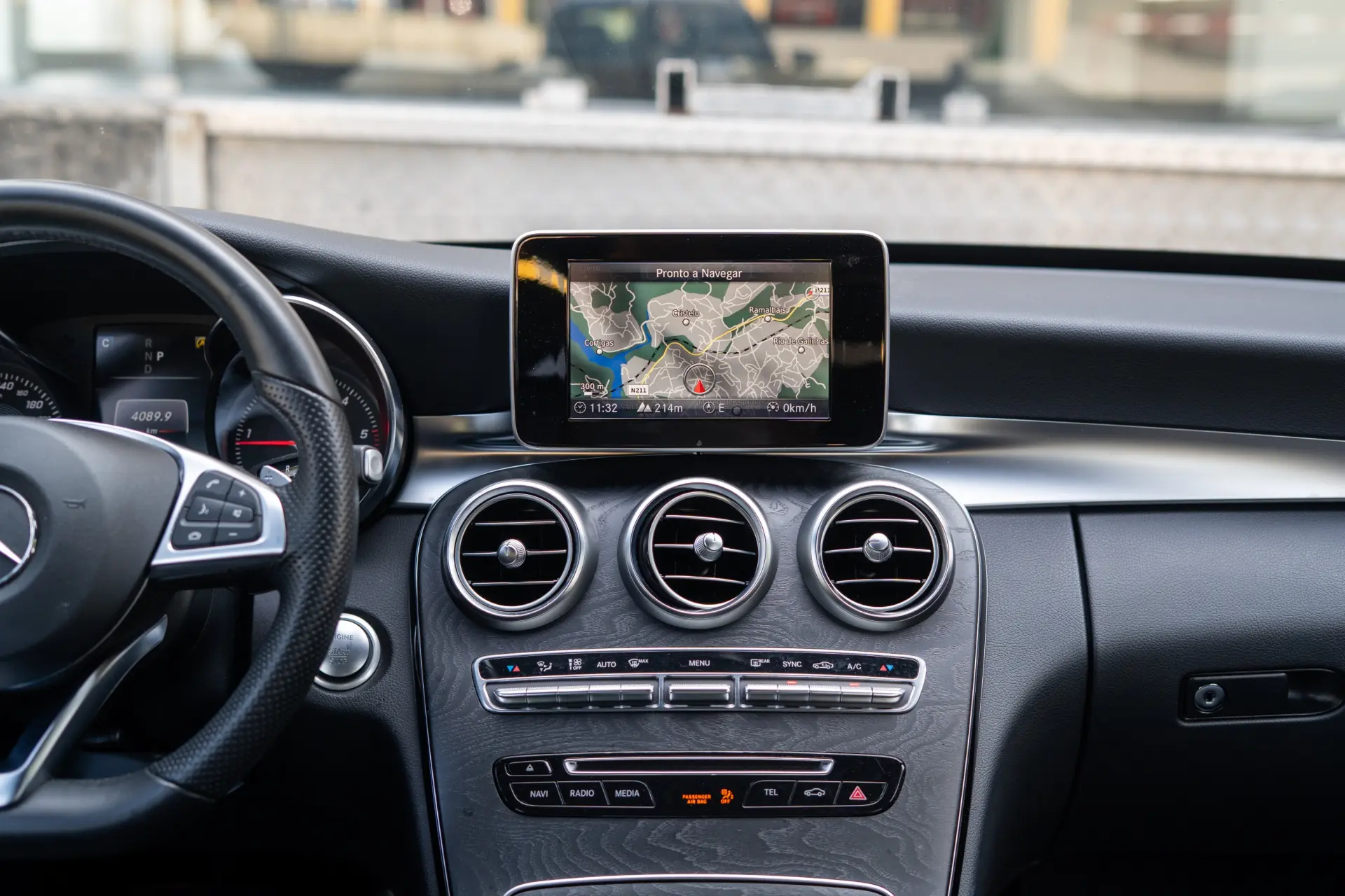 Mercedes-Benz C 250 d AMG Line Aut. 27
