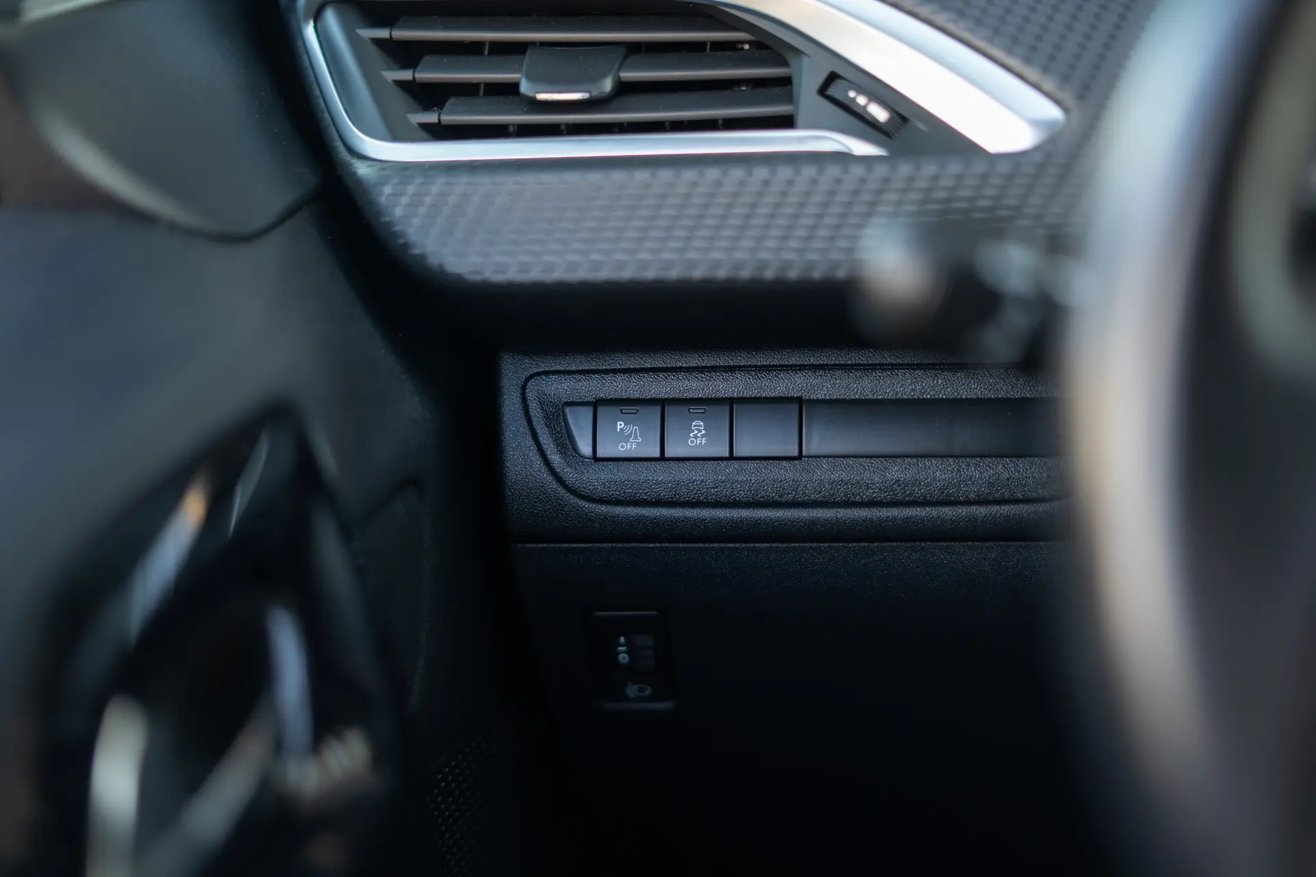 Peugeot 208 1.2 PureTech Style 31