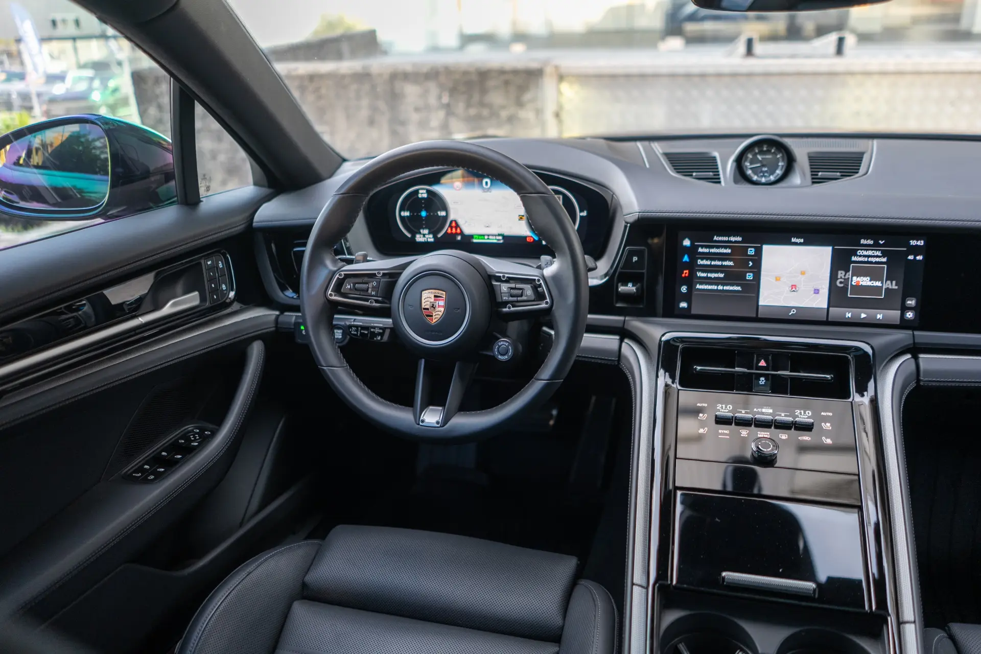 Porsche Panamera 4S E-Hybrid 7