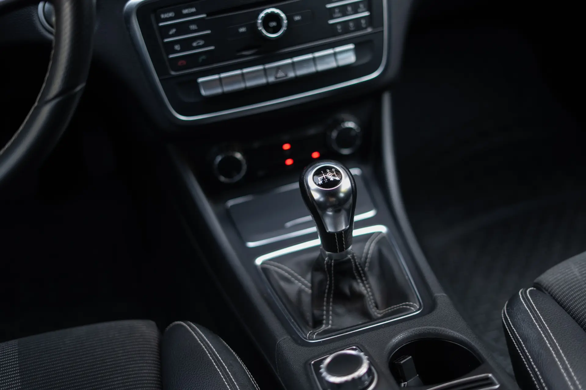 Mercedes-Benz CLA 180 d Urban 32