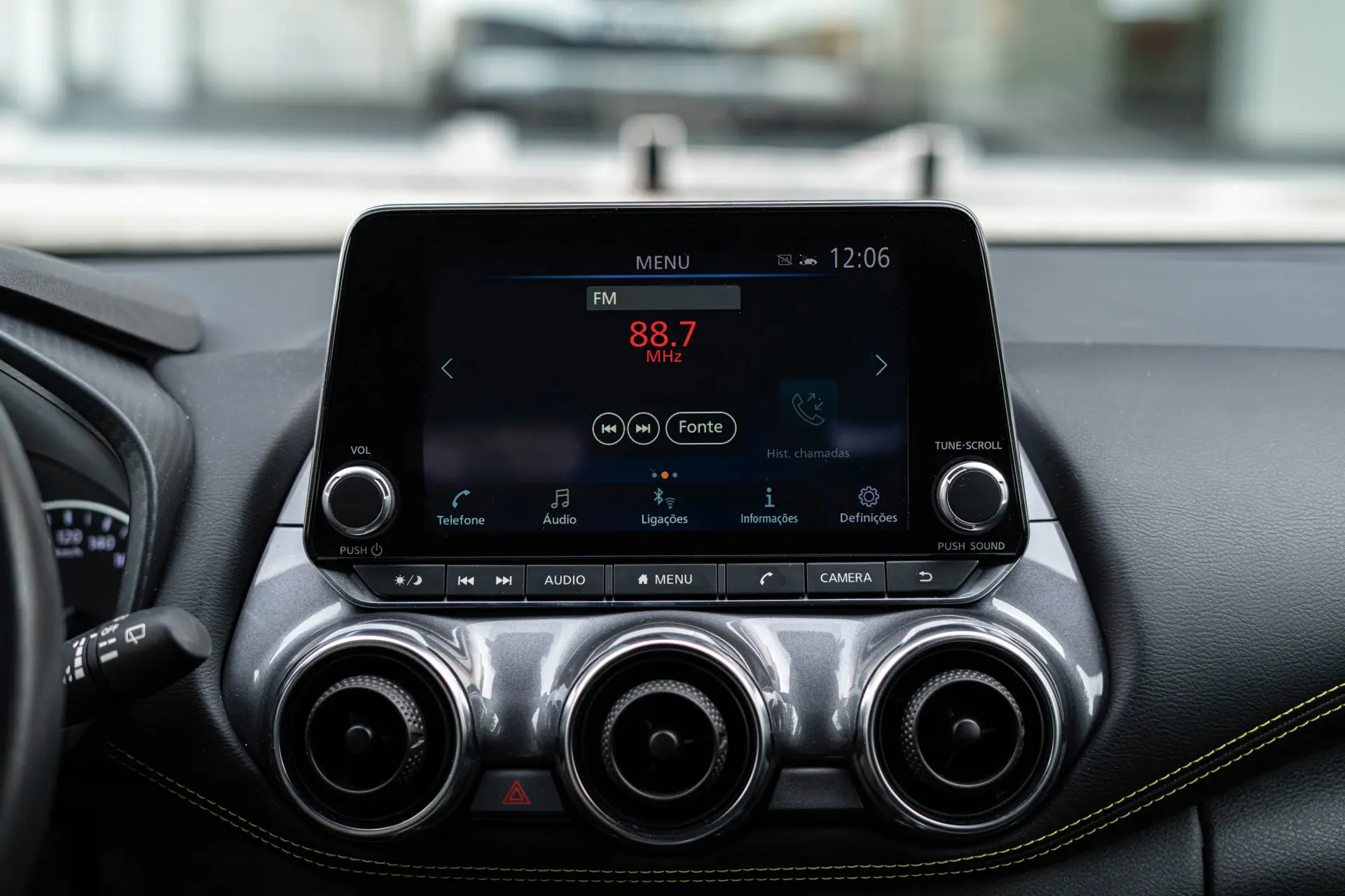 Nissan Juke 1.0 DIG-T Kiiro 20