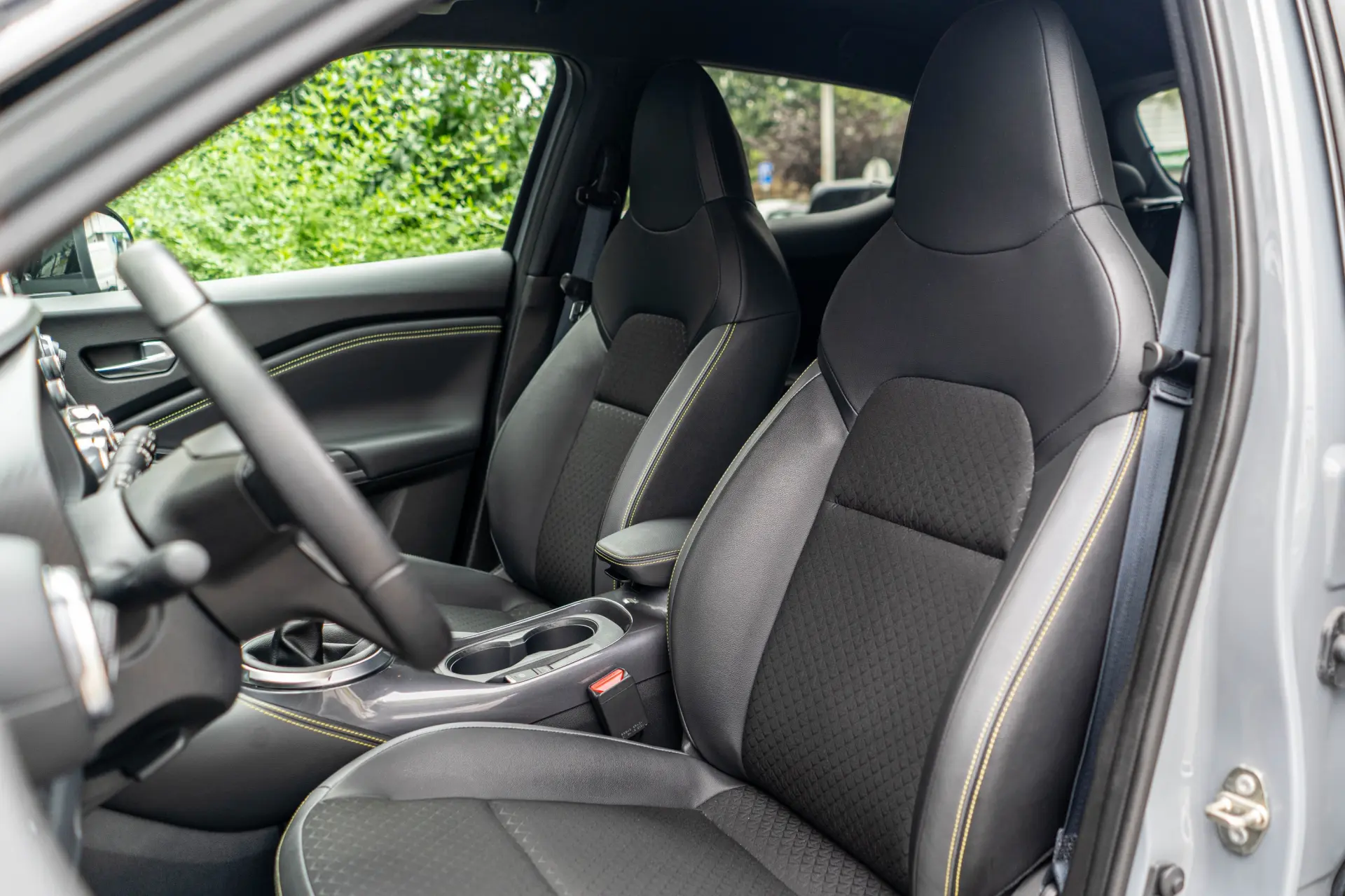 Nissan Juke 1.0 DIG-T Kiiro 39