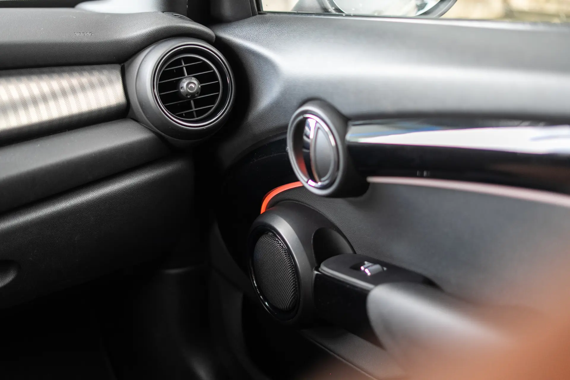 MINI 5 Portas Cooper D Auto 72