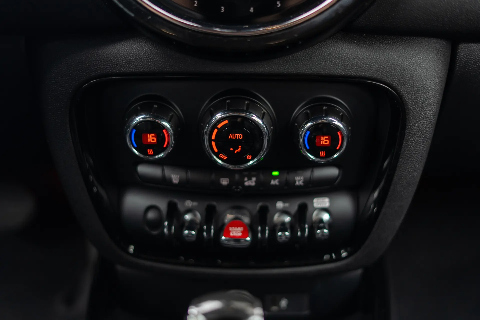 MINI Clubman Cooper D Sport Edition Auto 35
