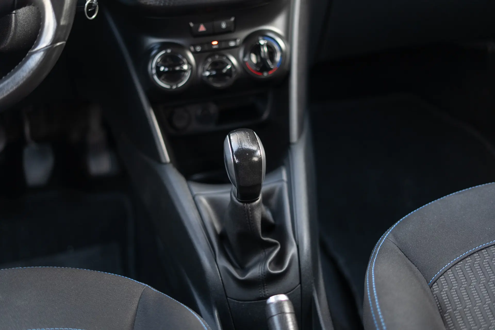 Peugeot 208 1.2 PureTech Style 25