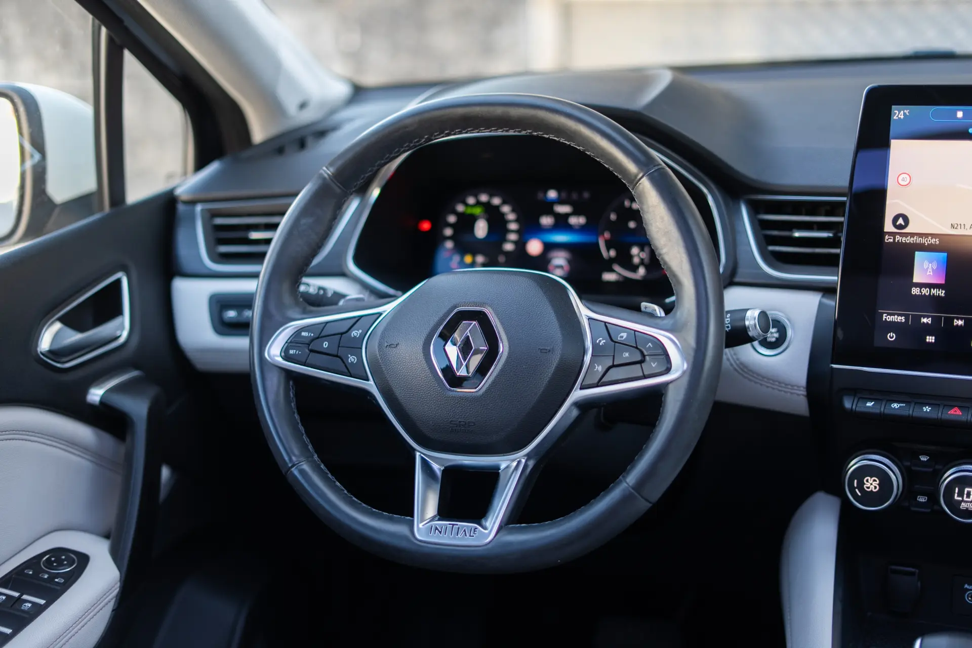 Renault Captur 1.3 TCe Initiale Paris EDC 8