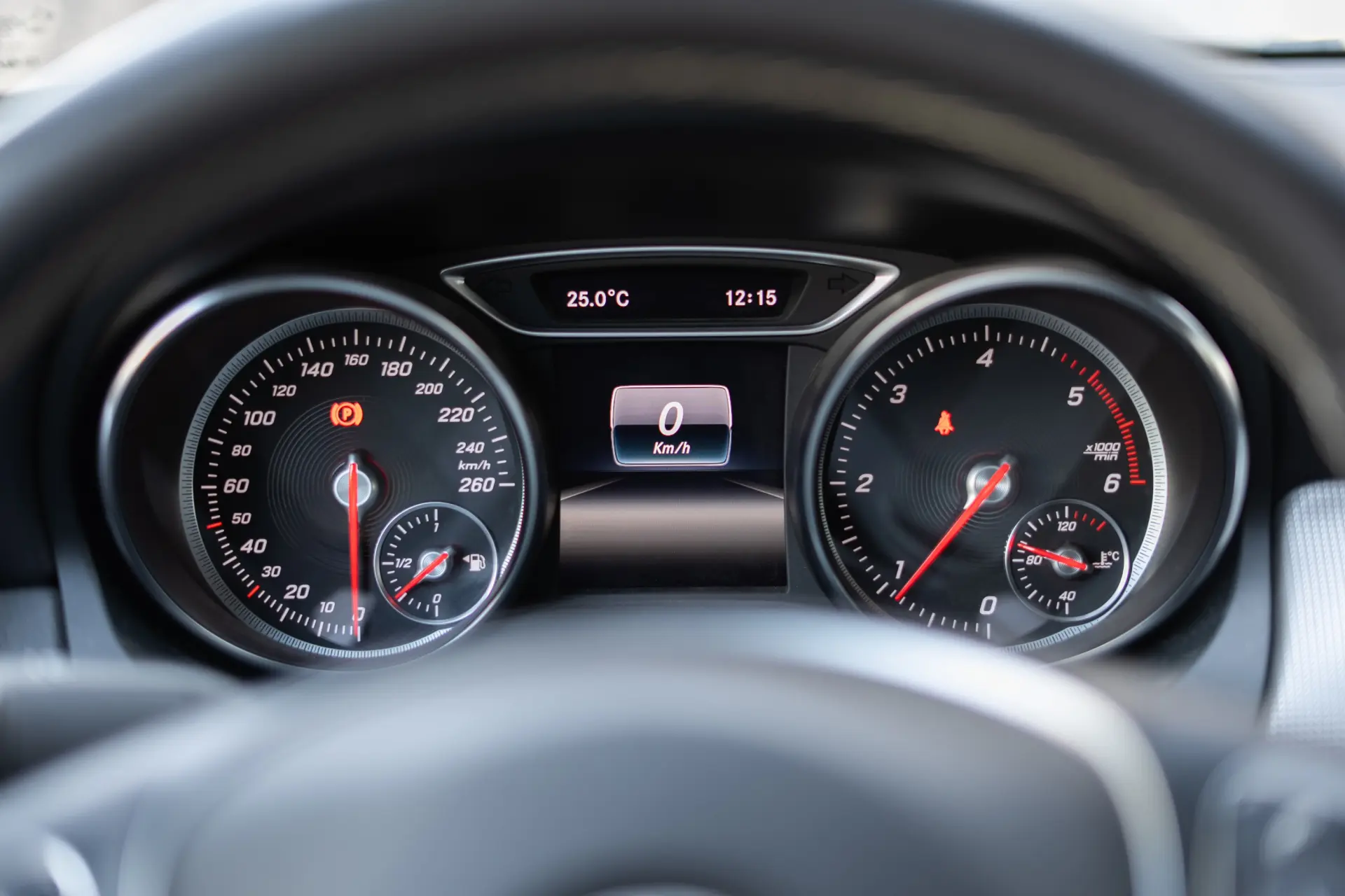 Mercedes-Benz CLA 180 d Urban 13