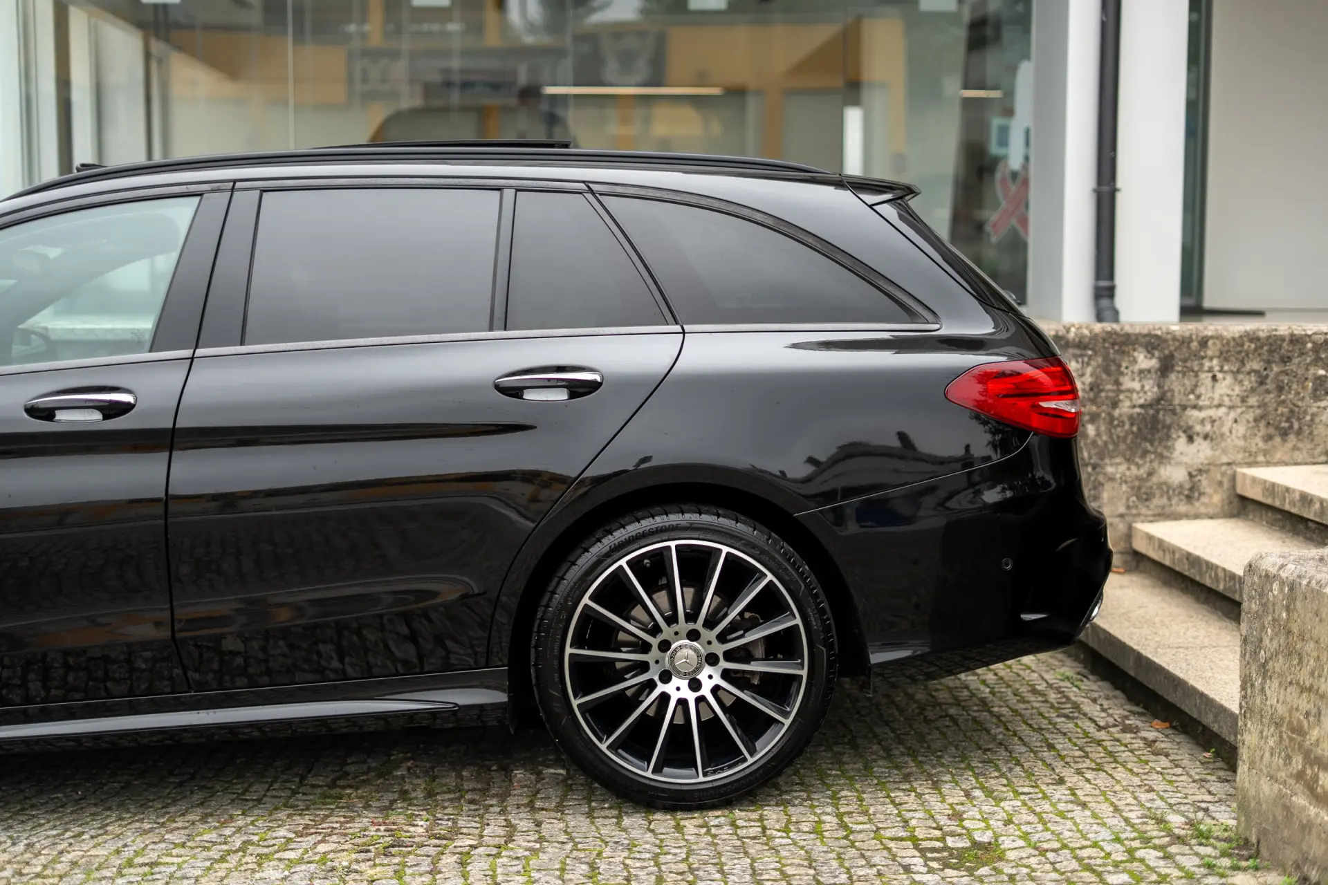 Mercedes-Benz C 220 d 4Matic Station 7G-TRONIC AMG Line 92