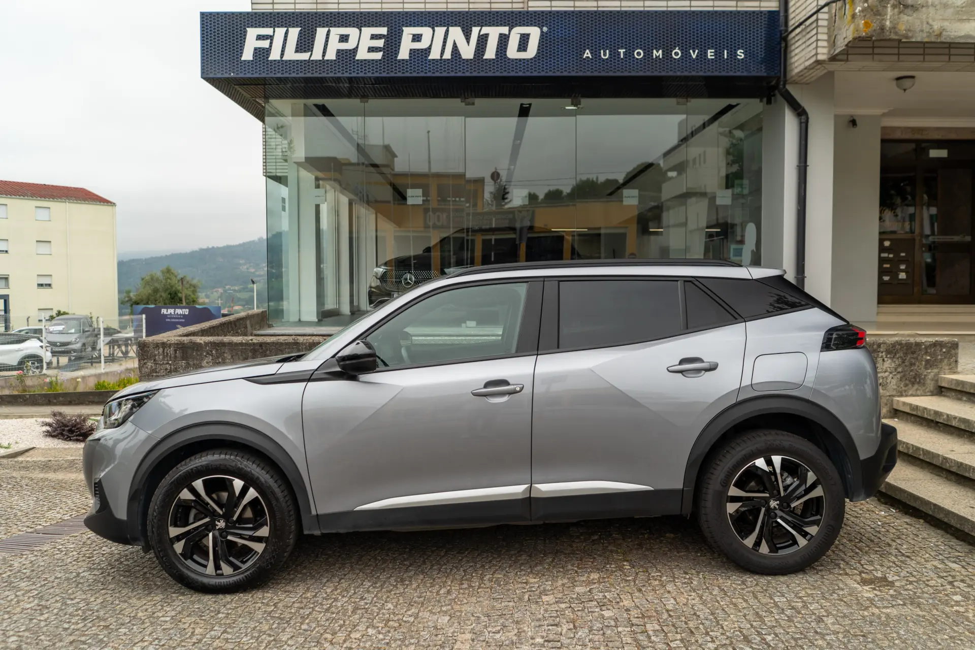 Peugeot 2008 1.2 PureTech Allure Pack 3