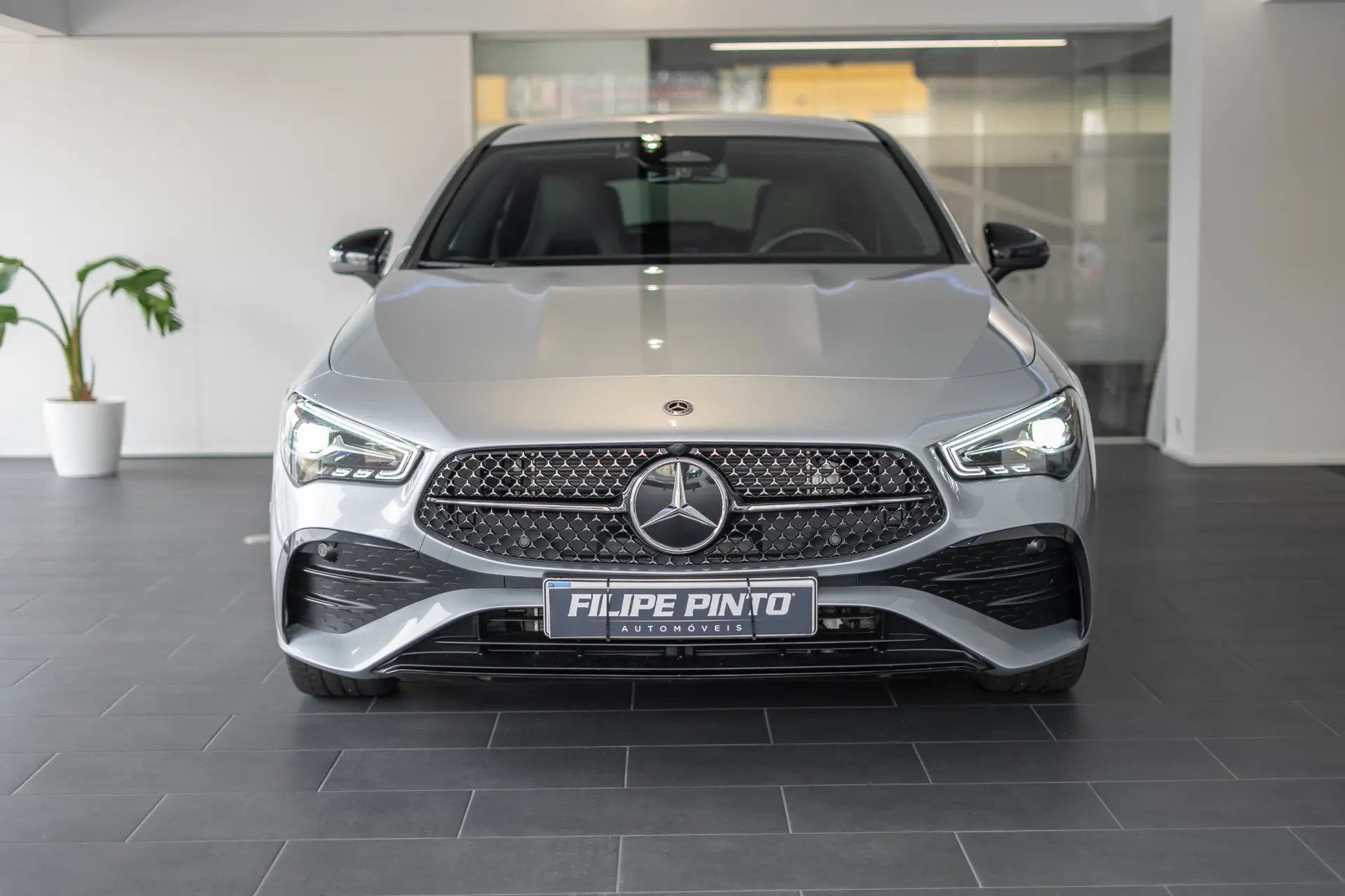 Mercedes-Benz CLA 250 e Shooting Brake AMG Line 2
