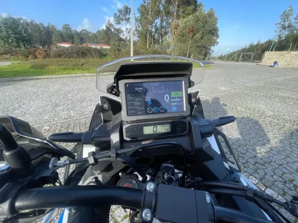 Honda Africa Twin Tricolor 8