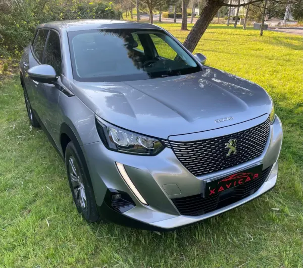 Peugeot e-2008 50 kWh Active 8