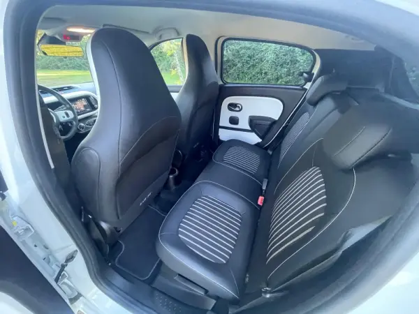 Renault Twingo E-Tech 27.5 kWh Techno Autonomia Urbana 20