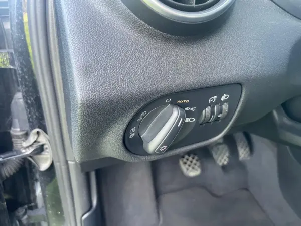 Audi A1 1.2 TFSI Advance 28