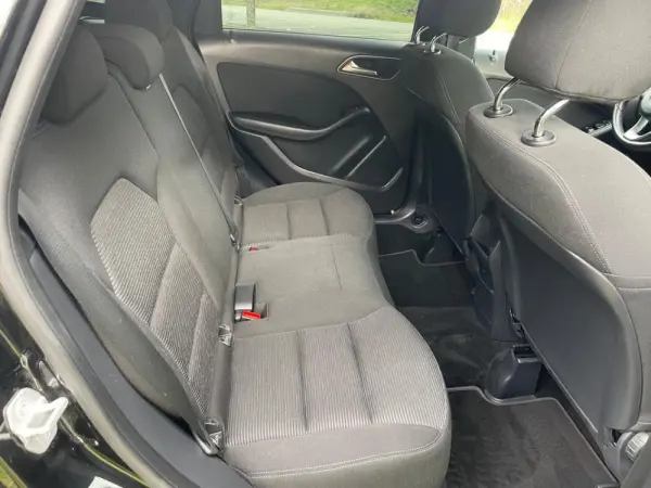 Mercedes-Benz B 180 (CDI) d 7G-DCT Urban 7