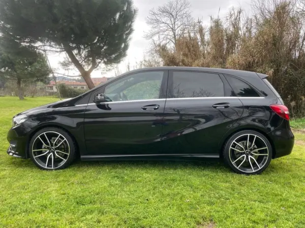 Mercedes-Benz B 180 (CDI) d 7G-DCT Urban 16
