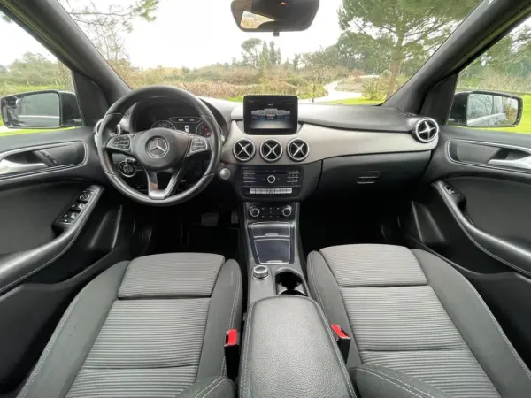 Mercedes-Benz B 180 (CDI) d 7G-DCT Urban 34