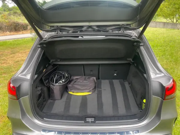 Mercedes-Benz EQA 250 AMG Line 35