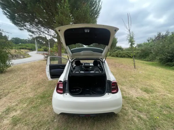Fiat 500e 3 + 1 Icon 26