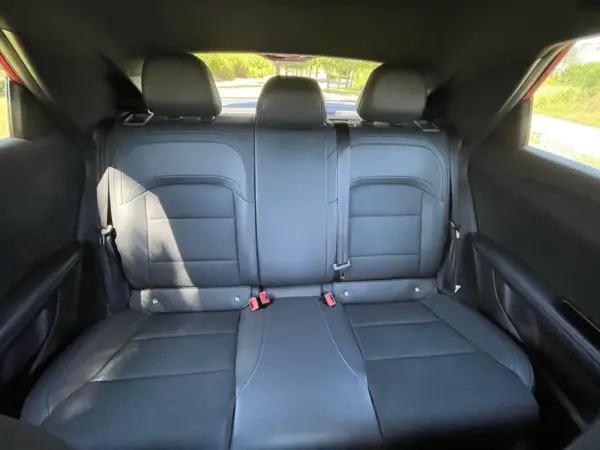 MG MG4 77 kWh Extended Range Luxury 32