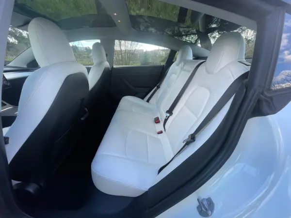 Tesla Model 3 Long Range AWD Dual Motor Performance 9