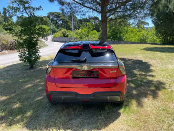 MG MG4 77 kWh Extended Range Luxury 21