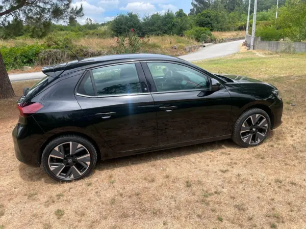 Opel Corsa-e e-GS 13