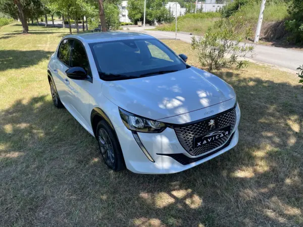 Peugeot e-208 50 kWh Allure 1
