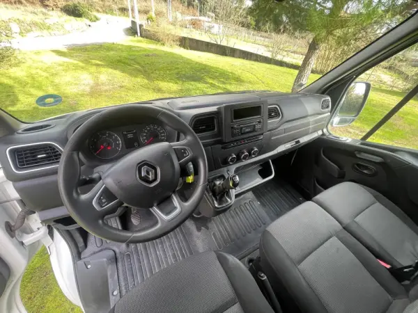 Renault Master 2.3 dCi L1H2 3.3T 15