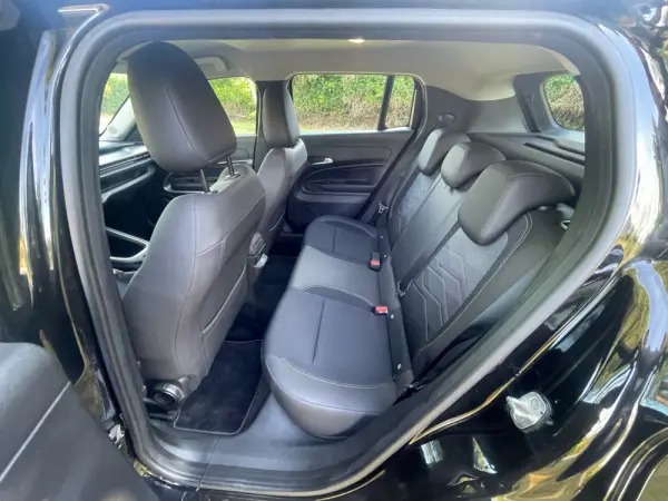 Jeep Avenger 44